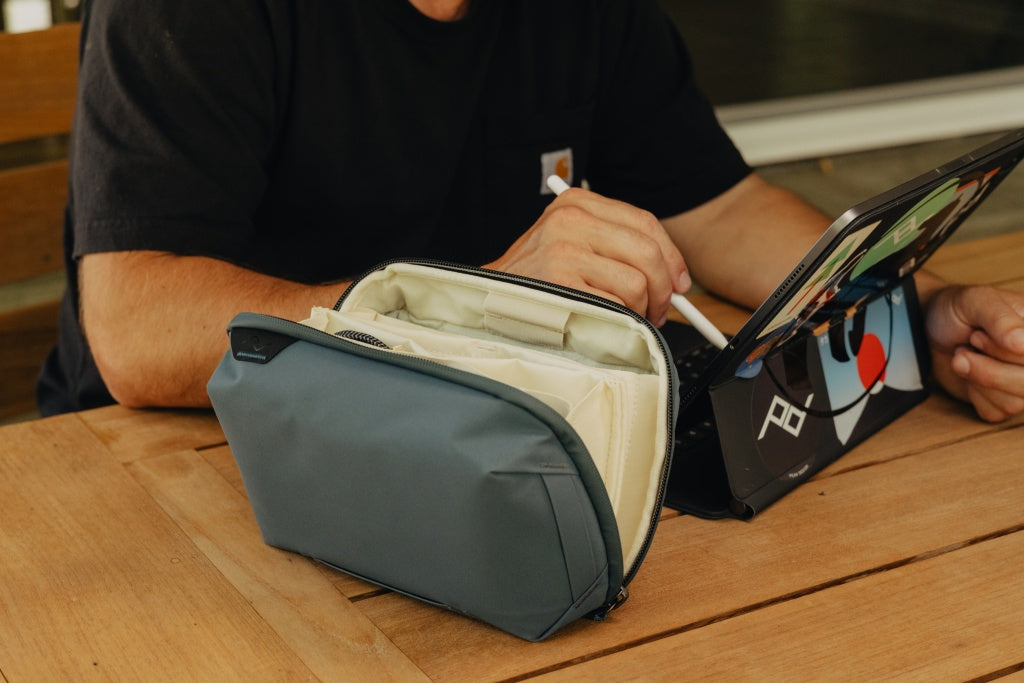 Peak Design Tech Pouch Ocean