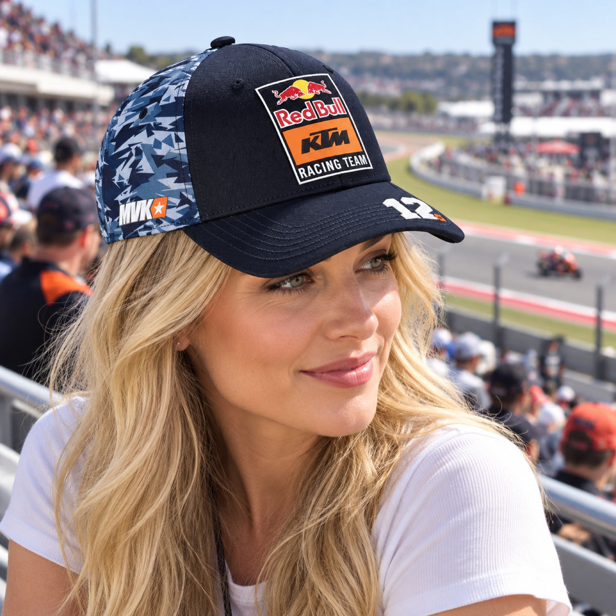 Czapka z daszkiem kibica KTM Red Bull Racing Maverick Viñales – zdjęcie poglądowe (AI)