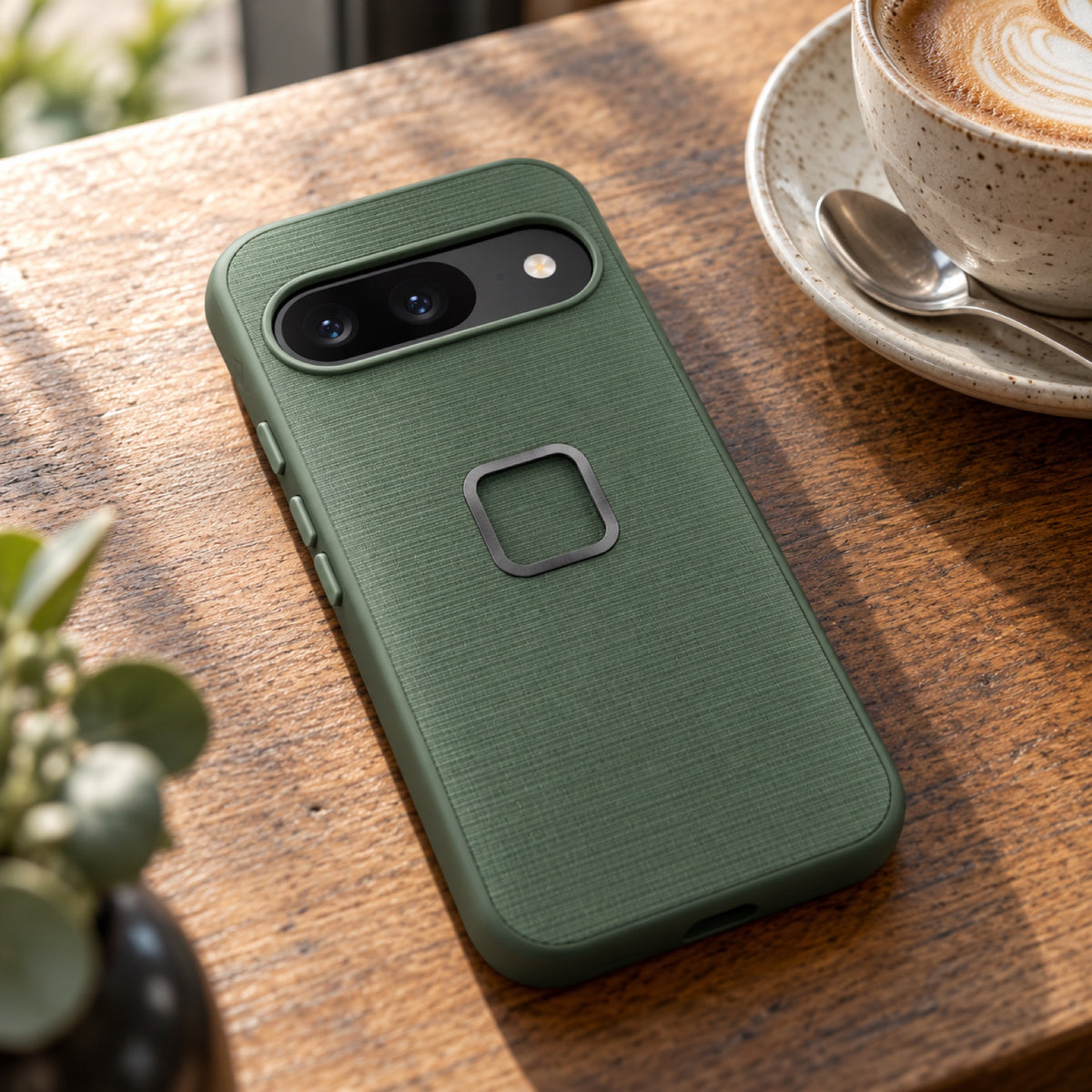 Peak Design Everyday Case Google Pixel 9 – Sage – zdjęcie poglądowe (AI)