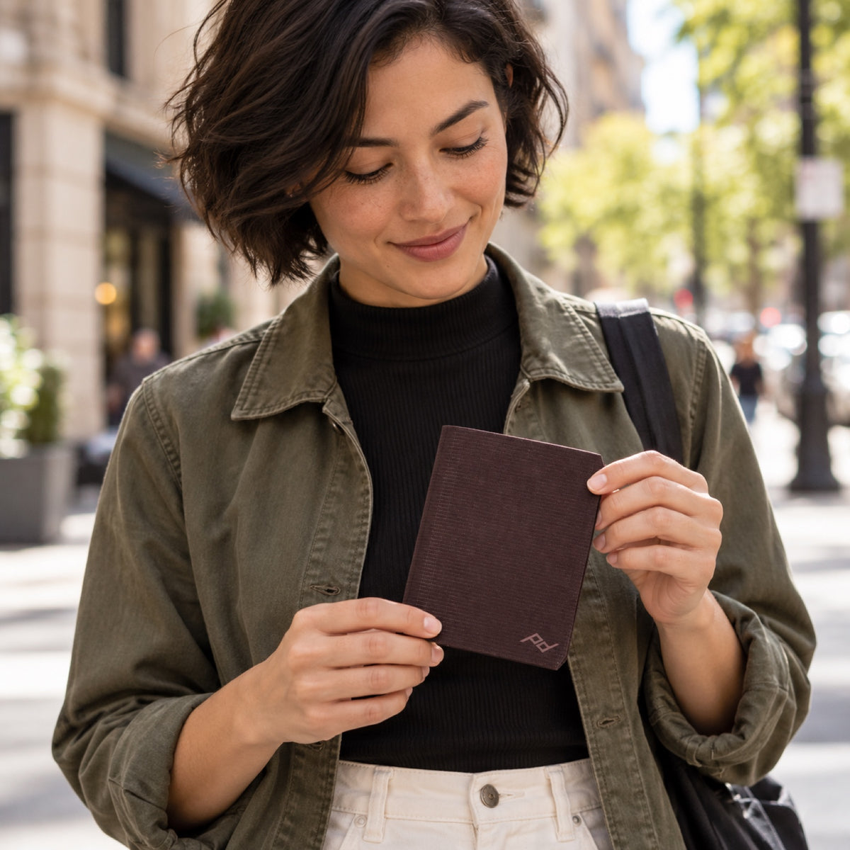 Peak Design Passport Wallet – Eclipse – zdjęcie poglądowe (AI)