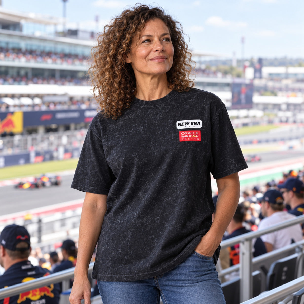 Koszulka casual Oracle Red Bull Racing NE LINEAR – czarna, oversize – zdjęcie poglądowe (AI)
