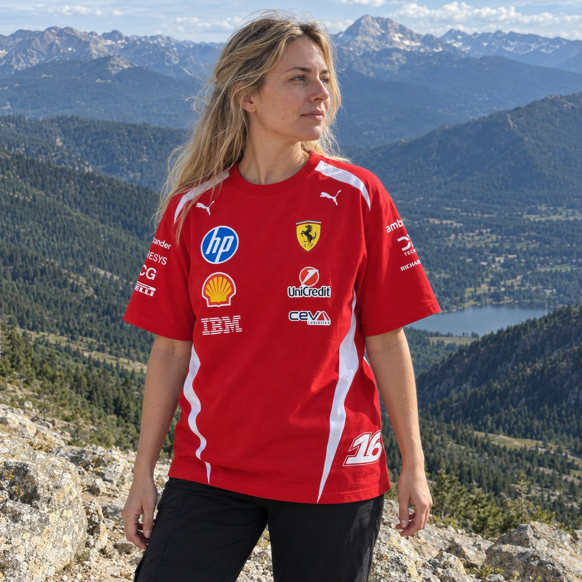 Scuderia Ferrari F1 x Puma Charles Leclerc #16 Driver T-Shirt – Red, Oversized – ilustrační foto 2 (AI)