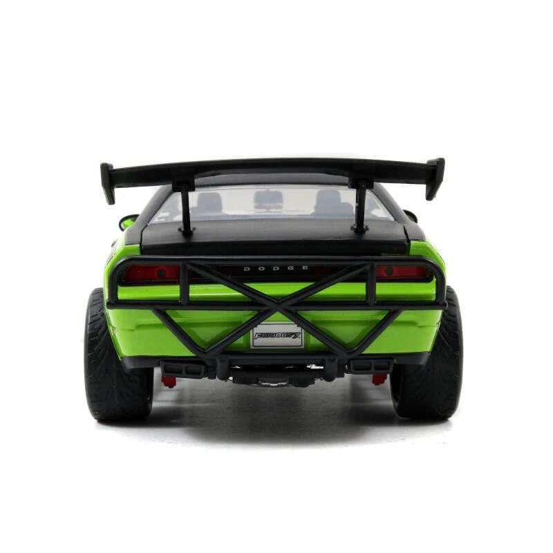 Model Szybcy i wściekli Dodge Challenger SRT8 off road 1:24 zielono-czarny