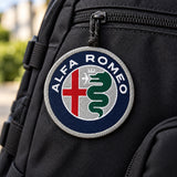 Naszywka z logo Alfa Romeo – 75 mm – zdjęcie poglądowe (AI)