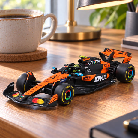 Model Bburago McLaren F1 MCL39 #4 Lando Norris 2025 1:43 – Signature – zdjęcie poglądowe (AI)
