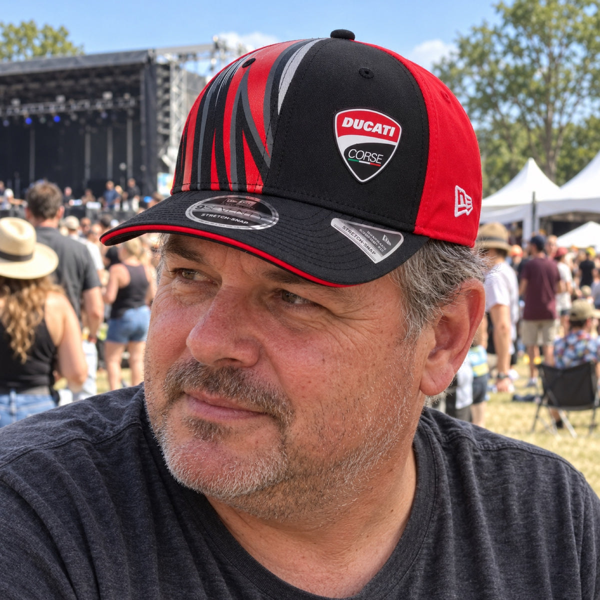 Ducati Corse 9SEVENTY Cap with Logo – ilustrační foto (AI)