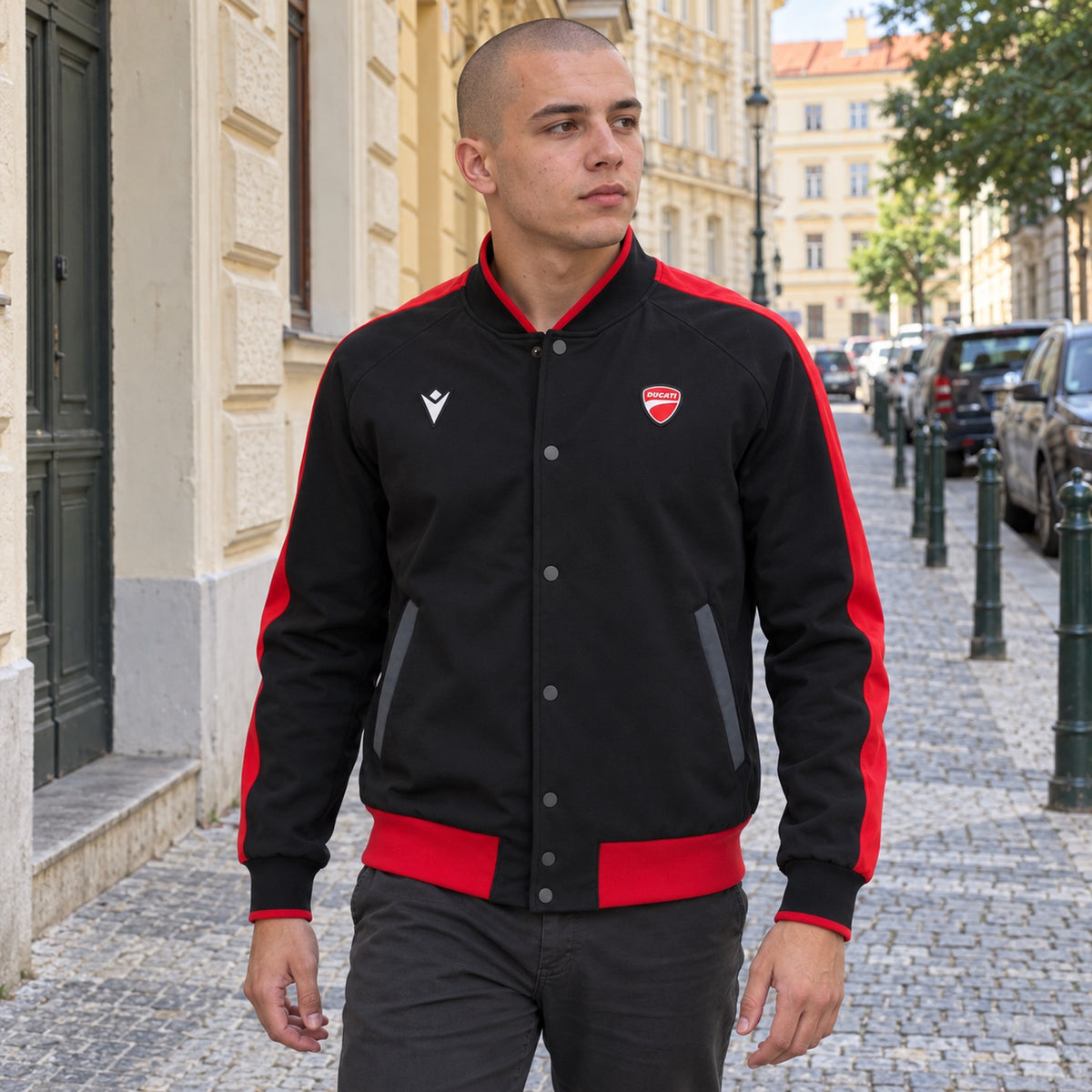 Ducati x Macron Softshell Jacket with Logo – Black – ilustrační foto (AI)