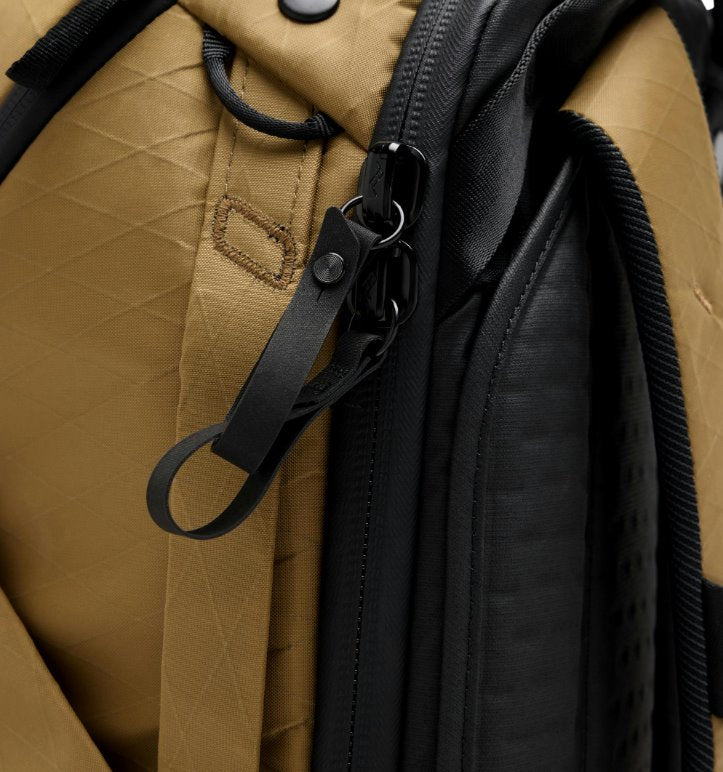 Peak Design Travel Backpack 45L Coyote