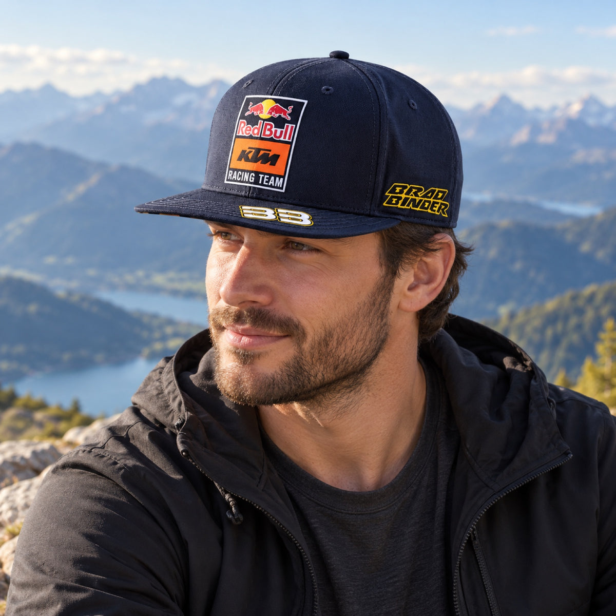 Czapka zespołowa z prostym daszkiem KTM Red Bull Racing MotoGP – B. Binder – zdjęcie poglądowe (AI)