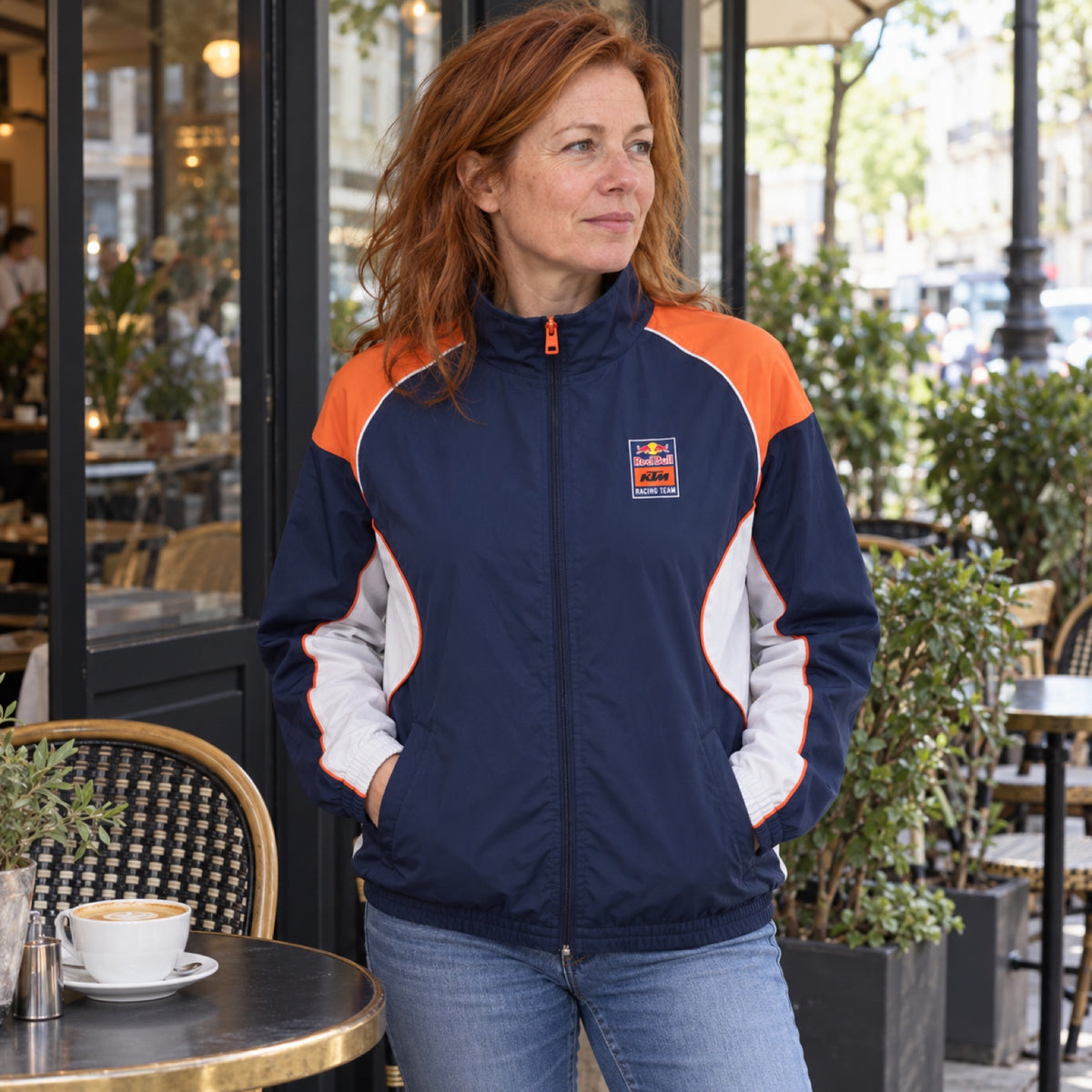 KTM Red Bull Racing PULSE Windbreaker – Navy Blue – ilustrační foto 2 (AI)