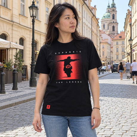 Marco Simoncelli Iconic Fan T-Shirt – Black – ilustrační foto 2 (AI)