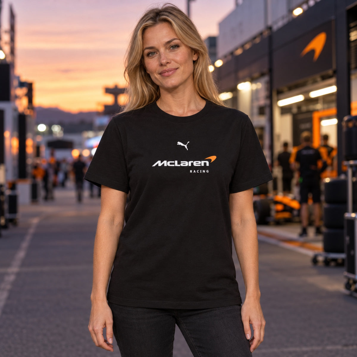 Koszulka McLaren F1 z logo Puma – czarna, edycja casual – zdjęcie poglądowe (AI)