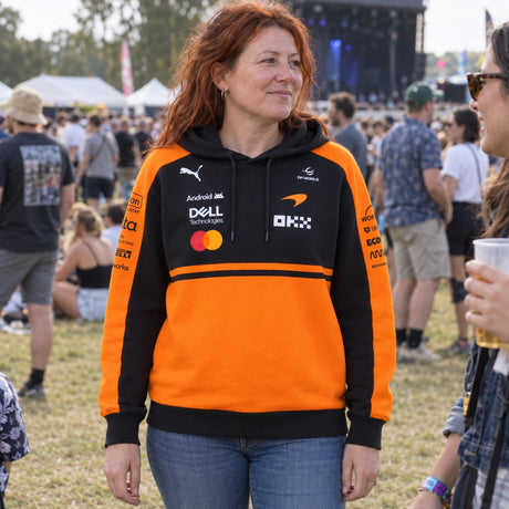McLaren F1 x Puma Team Hoodie with Sponsor Logos – Team Edition – ilustrační foto 2 (AI)