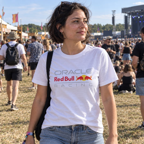 Oracle Red Bull Racing CORE Casual T-Shirt with Logo – White – ilustrační foto 2 (AI)