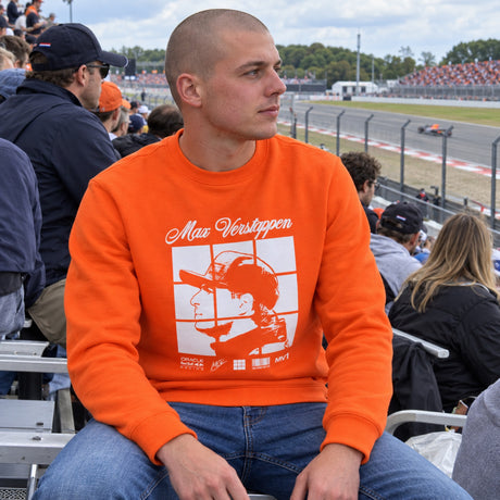 Oracle Red Bull Racing – Max Verstappen MV1 Casual Sweatshirt – ilustrační foto (AI)