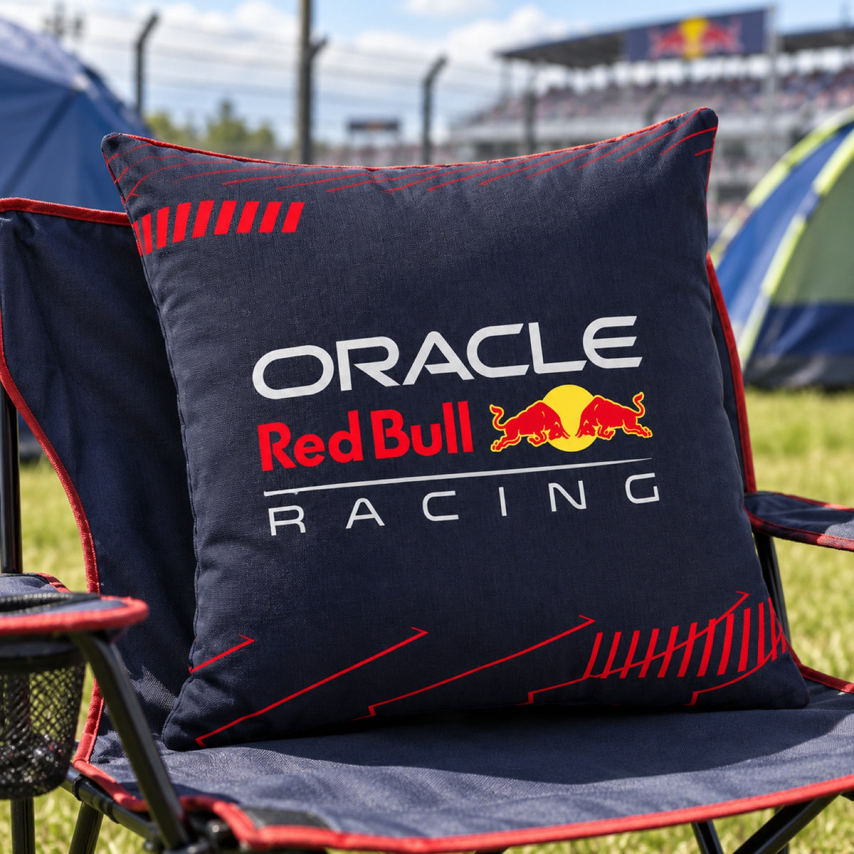 Poduszka Oracle Red Bull Racing z logo zespołu RBR – zdjęcie poglądowe (AI)