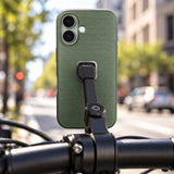 Peak Design Everyday Case – iPhone 16 Standard – Sage – zdjęcie poglądowe (AI)