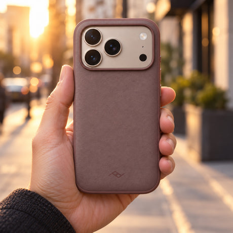 Peak Design Everyday Case Non-Slimlink iPhone 18 Pro – Dusk Clarino – zdjęcie poglądowe (AI)
