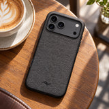 Peak Design Everyday Case Non-Slimlink iPhone 18 Pro Max – Charcoal – zdjęcie poglądowe (AI)