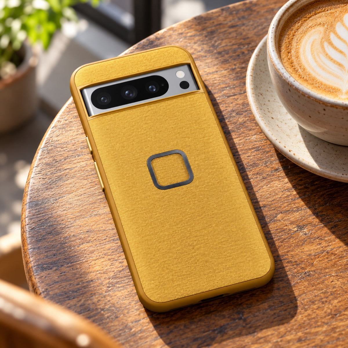Peak Design Everyday Case Google Pixel 8 Pro – Sun – zdjęcie poglądowe (AI)
