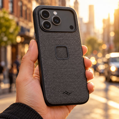 Peak Design Everyday Case Slimlink iPhone 18 Pro Max – Charcoal – zdjęcie poglądowe (AI)