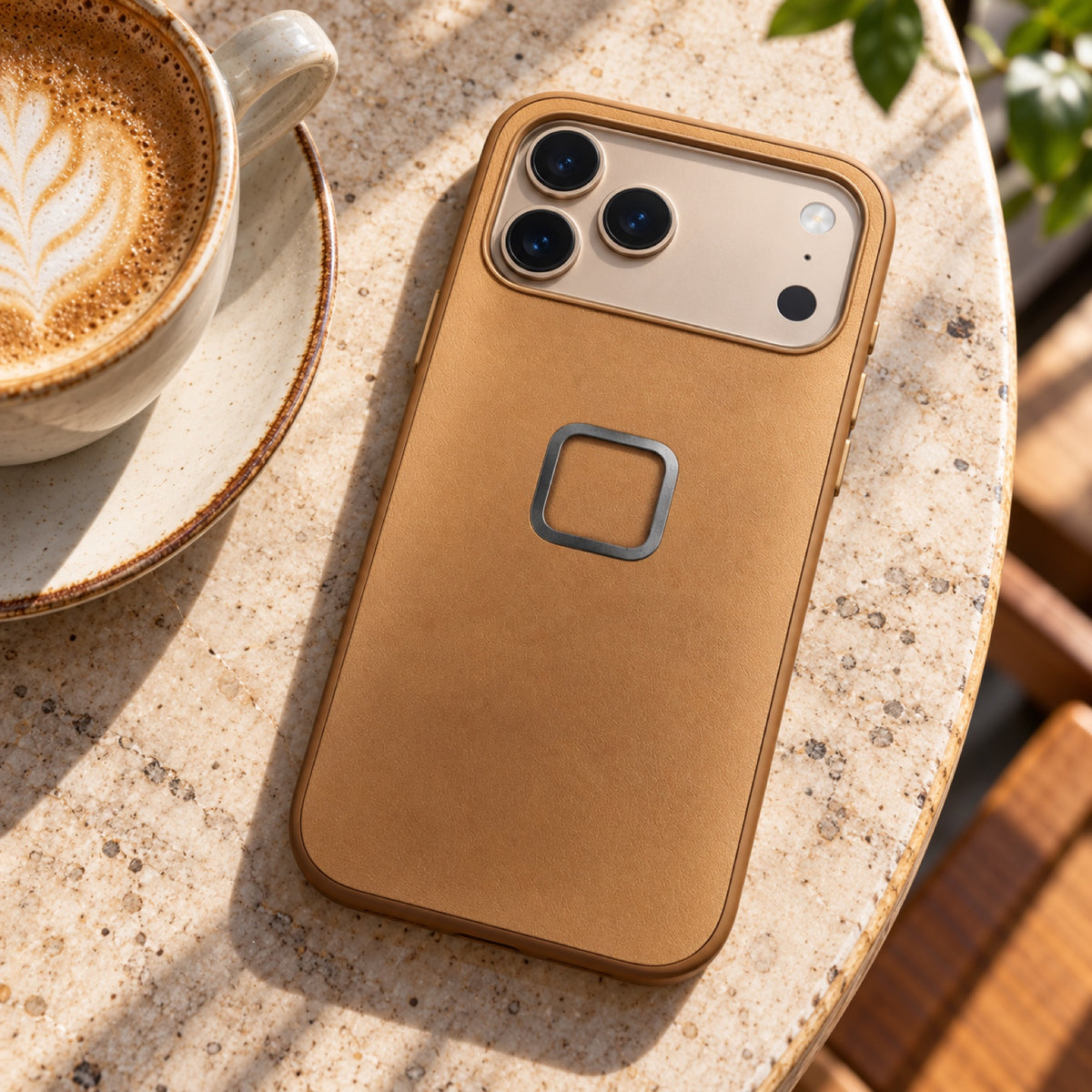 Peak Design Everyday Clarino Case – iPhone 17 Pro Max – Tan – illustrative photo (AI)