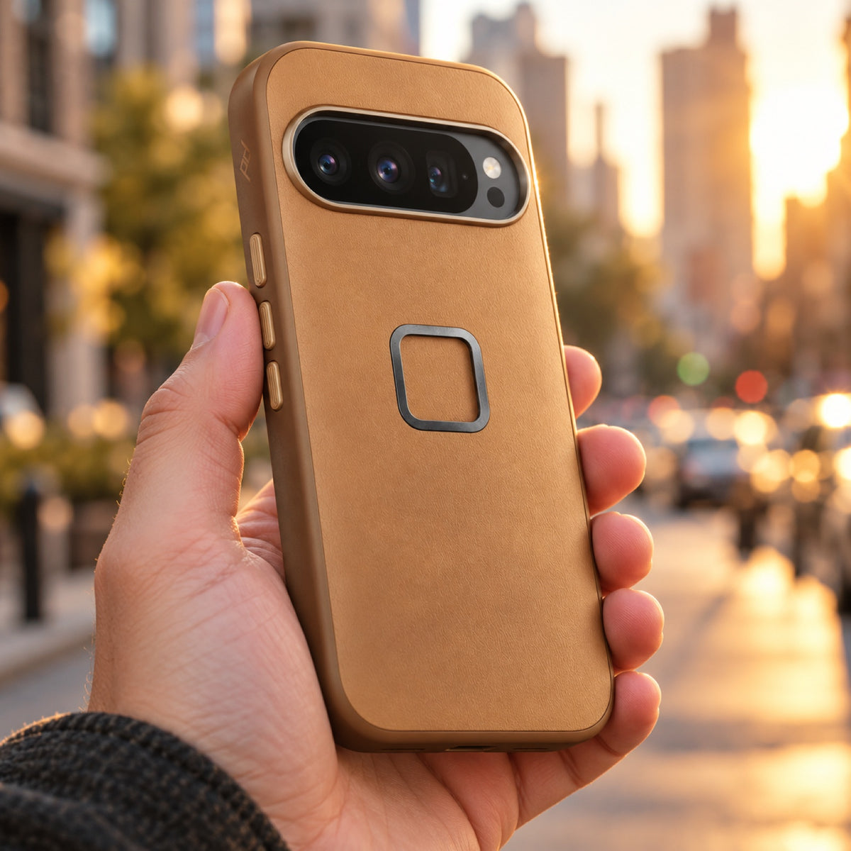 Peak Design Everyday Clarino Case Pixel 10 / 10 Pro – Tan – illustrative photo (AI)