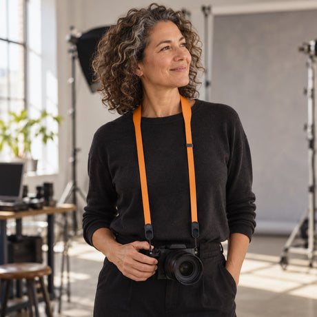 Peak Design Form Leather Camera Strap Long – Amber – illustrative photo (AI)