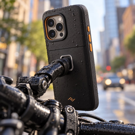 Peak Design GNAR Case iPhone 16 Pro – Black – illustrative photo (AI)