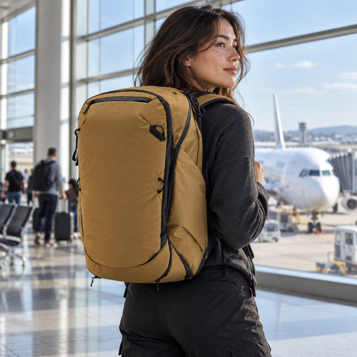 Peak Design Travel Backpack 45L – Coyote – illustrative photo (AI)