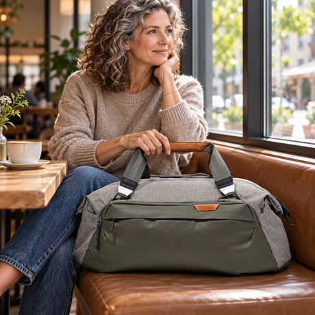 Peak Design Travel Duffel 65L – Sage – illustrative photo (AI)