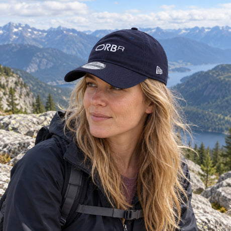 Red Bull Racing F1 ESS ORBR Casual Cap – Navy Blue – ilustrační foto 2 (AI)