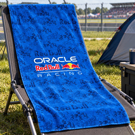 Duży ręcznik plażowy Oracle Red Bull Racing LOGO – zdjęcie poglądowe (AI)