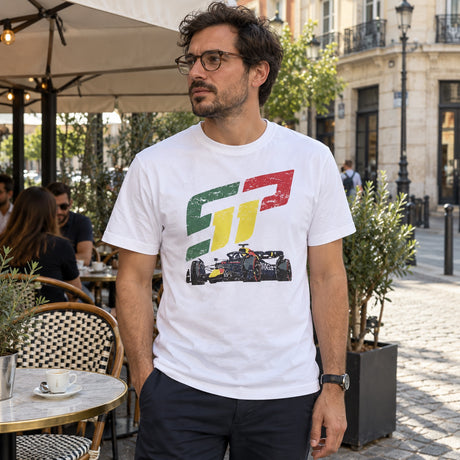 Sergio Perez Red Bull Racing F1 Fan T-Shirt – White – ilustrační foto (AI)
