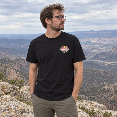 Red Bull Rampage HEAT Casual T-Shirt – Black – ilustrační foto (AI)