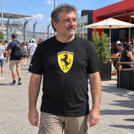 Scuderia Ferrari F1 Large Logo Lifestyle T-Shirt – Black – ilustrační foto (AI)