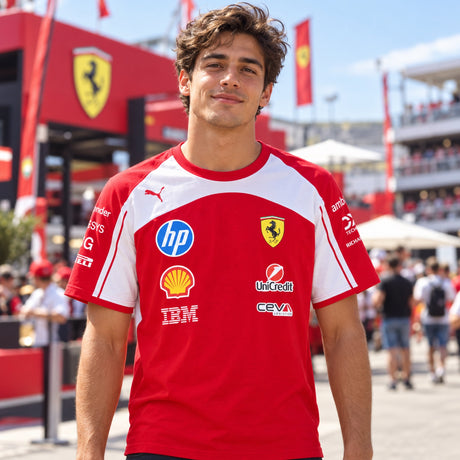 Koszulka zespołowa Scuderia Ferrari F1 x Puma z logo sponsorów – zdjęcie poglądowe (AI)