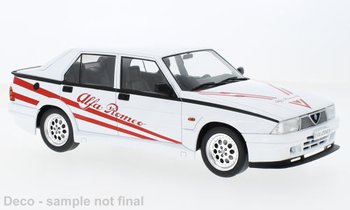 Model Alfa Romeo 75 Turbo Evoluzione biały