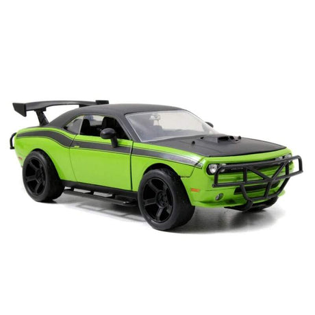 Model Szybcy i wściekli Dodge Challenger SRT8 off road 1:24 zielono-czarny