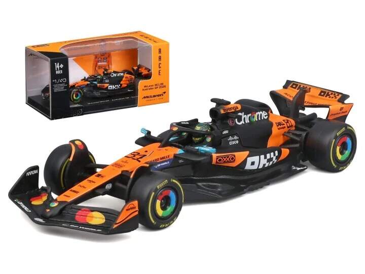 Model McLaren F1 MCL39 Bburago #81 Oscar Piastri 2025 1:43 Signature