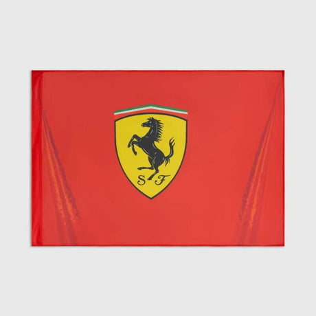 Flaga Scuderia Ferrari F1 z logo czerwona