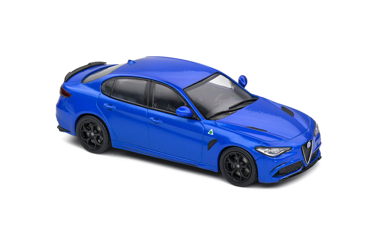 Model Solido Alfa Romeo Giulia Quadrifoglio 1:43 niebieski
