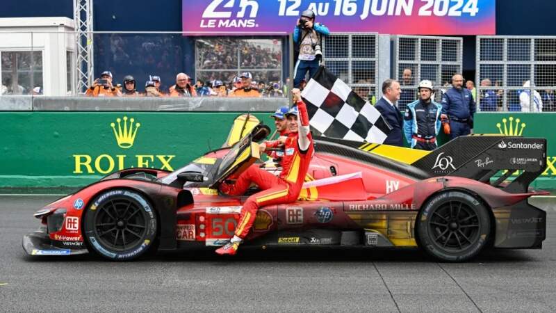 Model Bburago Ferrari 499P NR. 50 Winner Le Mans 2024