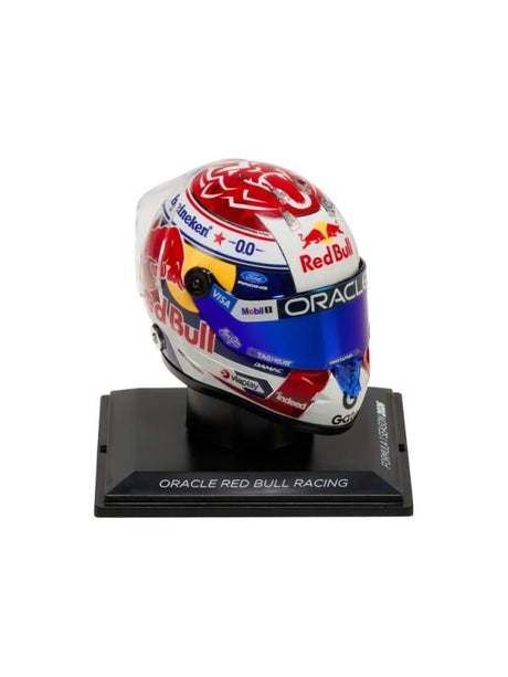 Model kasku Max Verstappen 2026 1:4 Schuberth