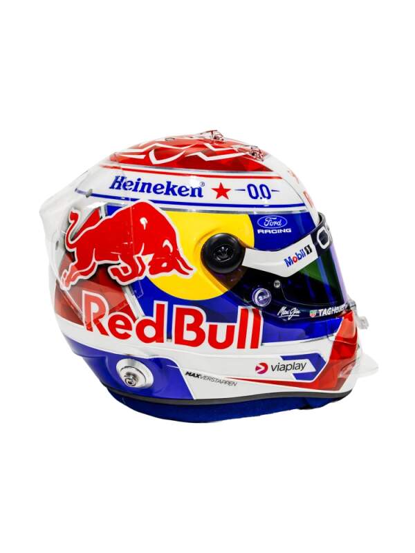 Model kasku Max Verstappen 2026 1:2 Schuberth