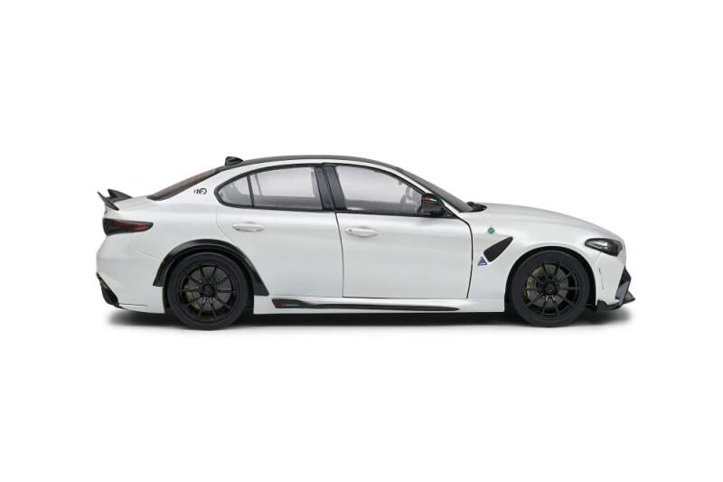 Model Solido Alfa Romeo Giulia GTA Trofeo biały