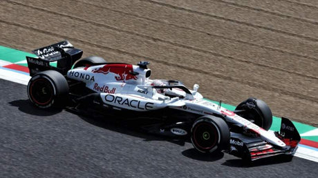 Model Red Bull F1 RB21 Bburago #1 Max Verstappen 2025 zwycięzca GP Japonii